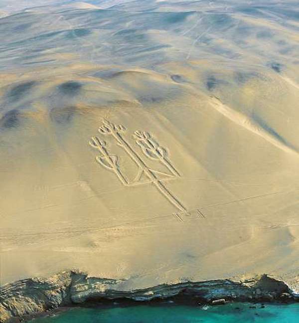 The Candelabro of Paracas on the hillside above the sea