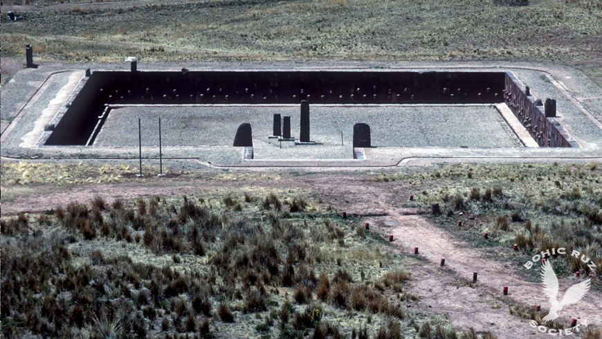 The semi-subterranean temple of Tiwanaku